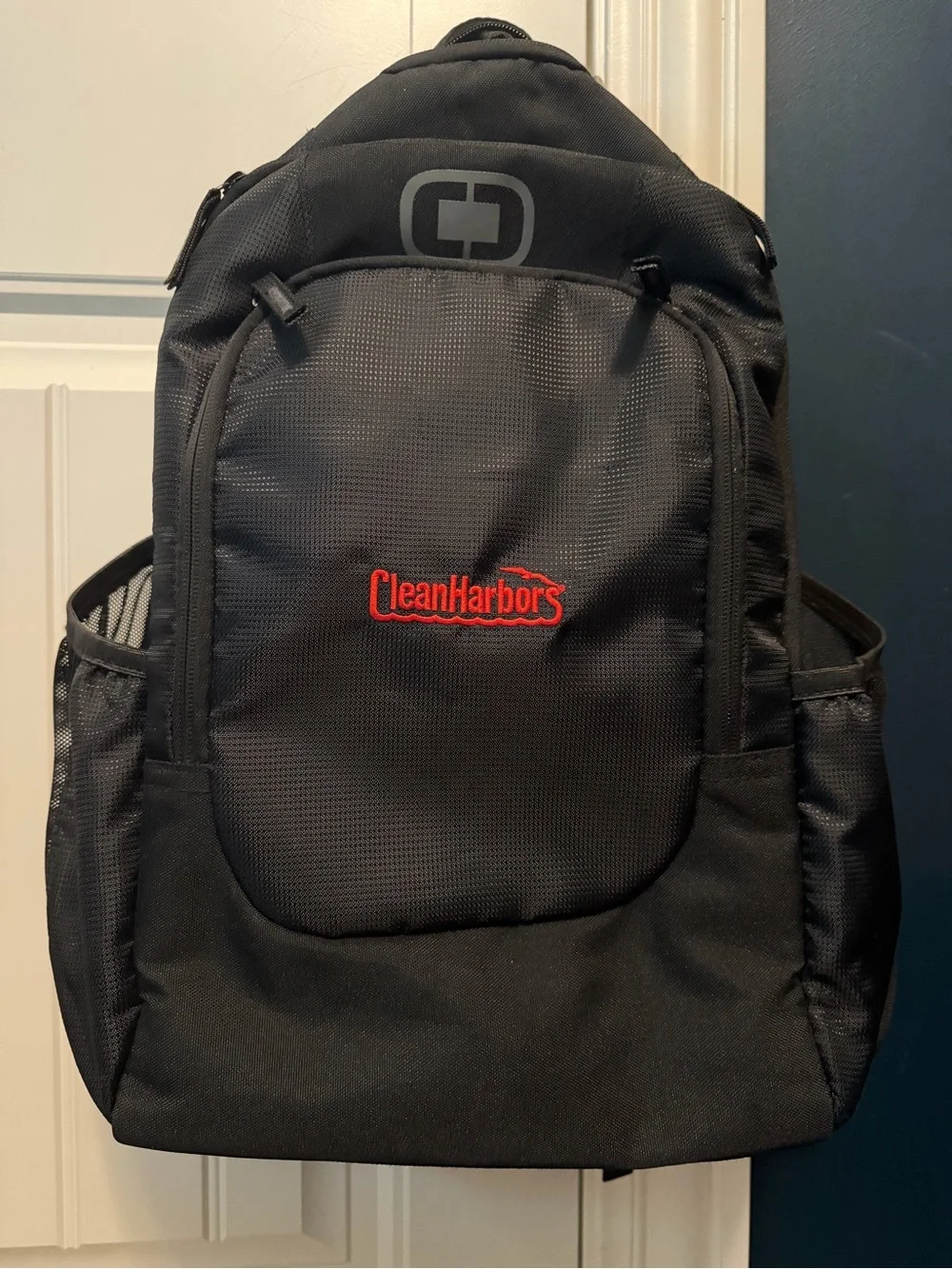 Black Men’s Backpack with Logo